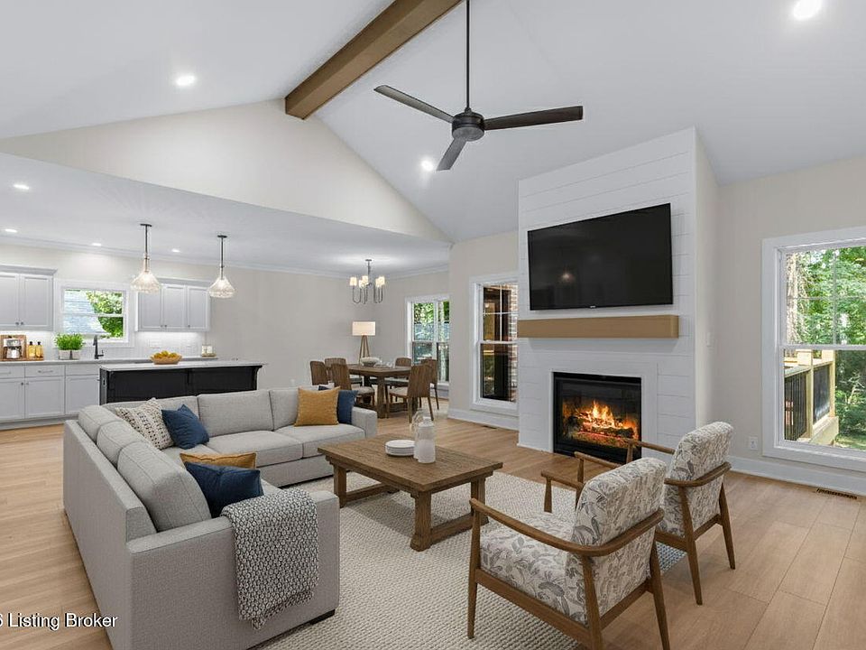 1st image of 207 Cherry Hill Rd