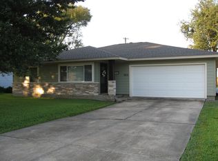 4831 Foster Ave, Groves, TX 77619