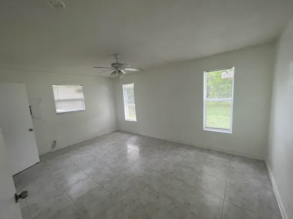 2819 Polk St #B, Hollywood, FL 33020