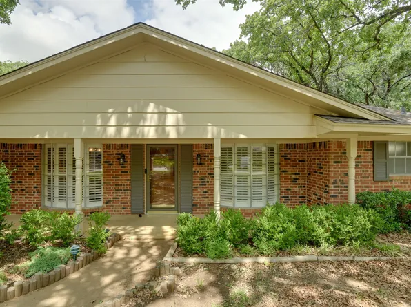 4611 Valleycrest Dr, Arlington, TX 76013