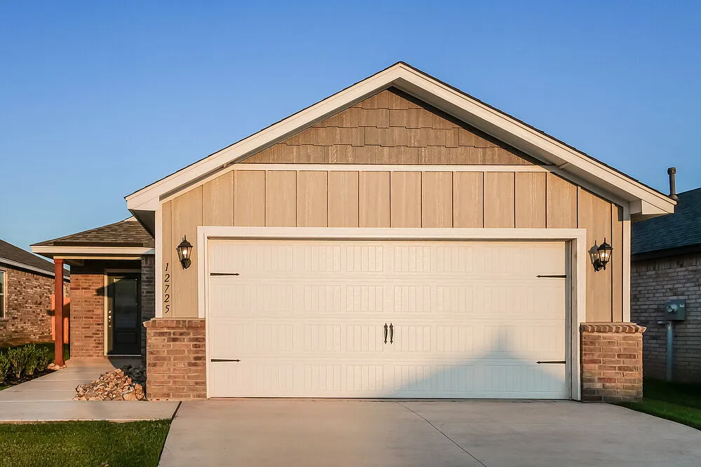 3 bed, 2.0 bath, 1286 sqft, $1,625 — Photo 1
