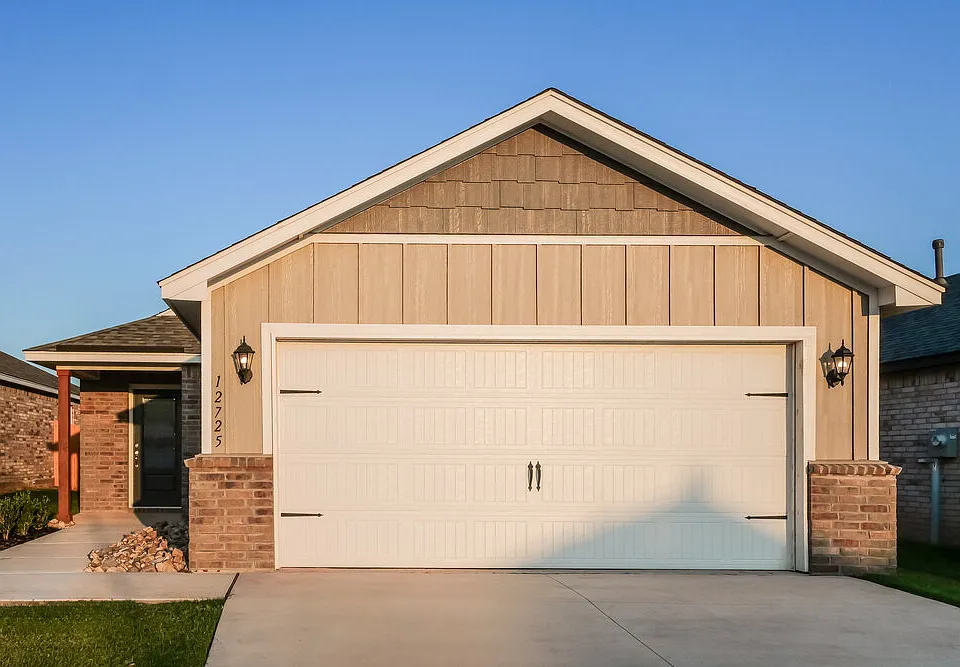 12725 Carrara Ln
