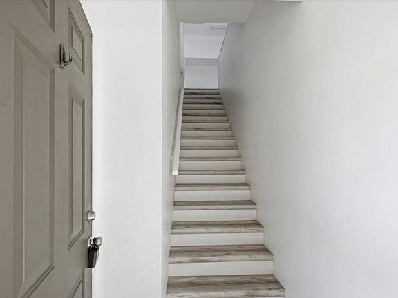 2nd image of 13703 Richmond Park Dr N APT 1706