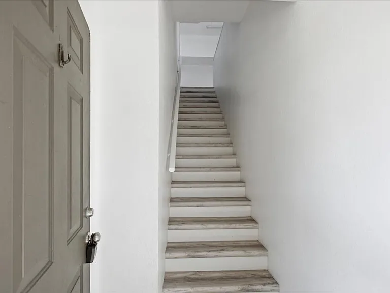 13703 Richmond Park Dr N #1706 — Photo 2