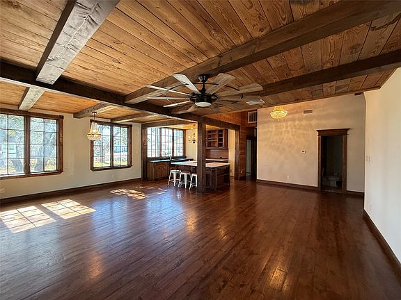 2nd image of 202 Throckmorton St
