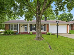 1273 Woodpath Dr, Florissant, MO