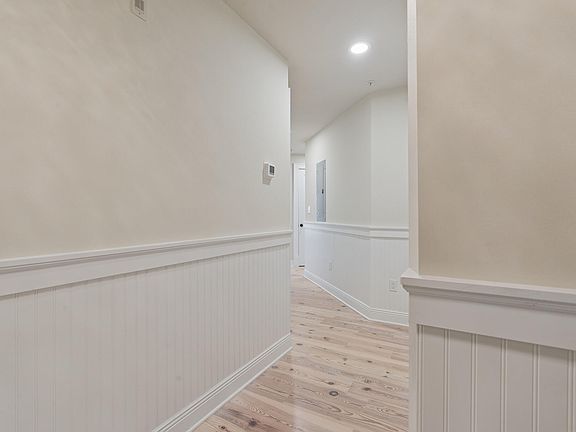 3rd image of 104 N Barrett Sq #2D