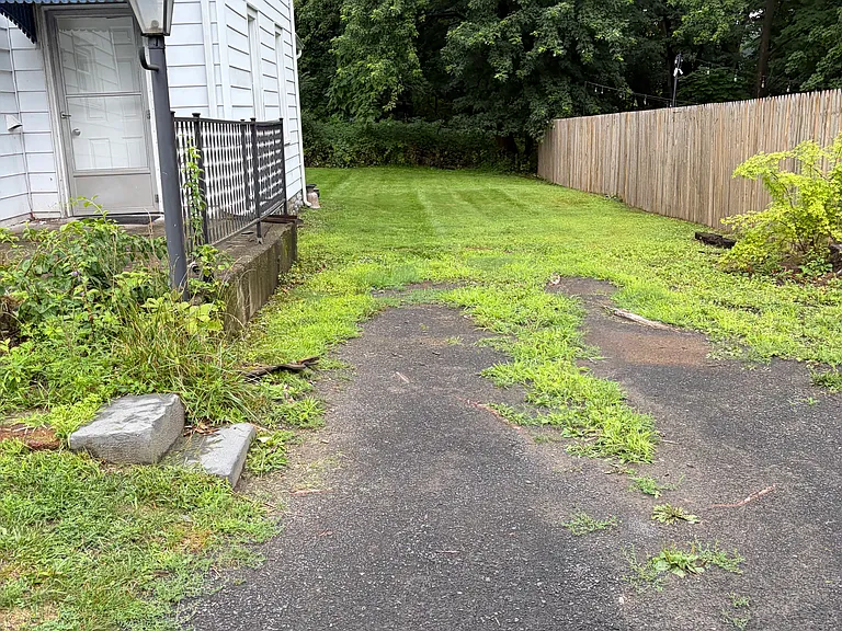 S Pine St — Photo 11