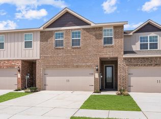 742 Carson Ln, Pilot Point, TX 76258