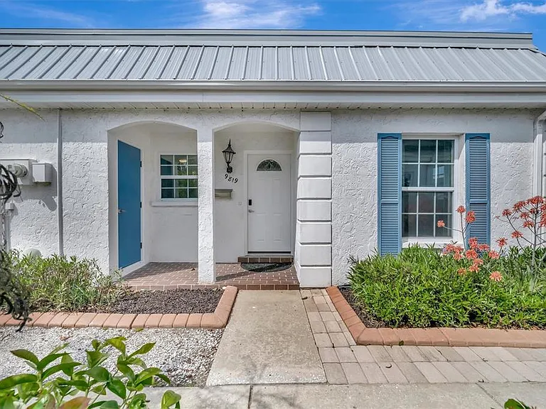 9819 Hernando Ct #29-A — Photo 2