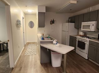 201 Dewitt Ln APT 119, Spring Lake, MI 49456