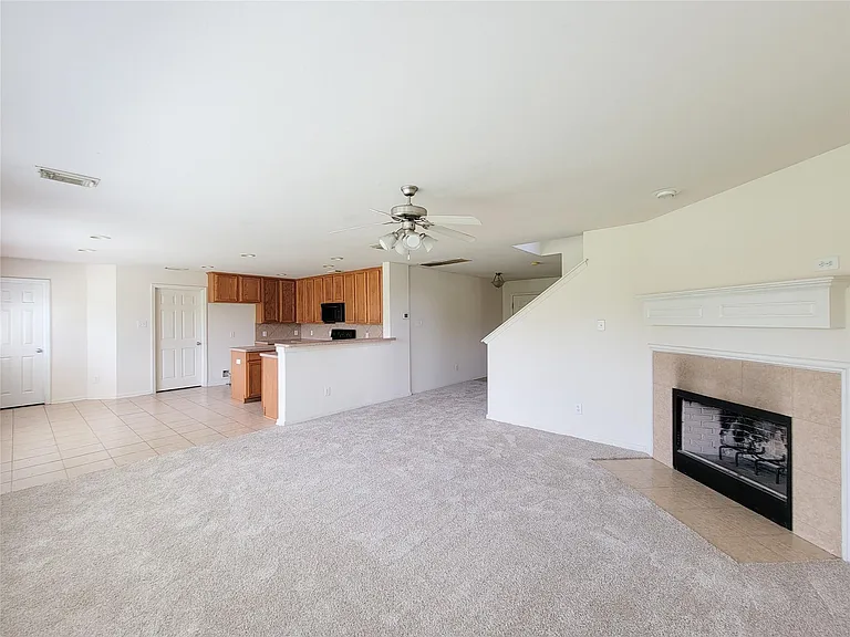 2322 Oxford Point Ln — Photo 14