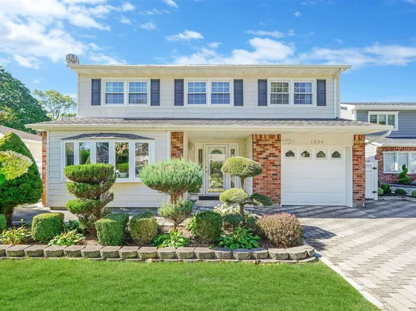 1236 Little Neck Avenue, North Bellmore, NY 11710