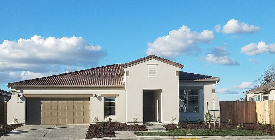 1st image of 20098 Amethyst Dr
