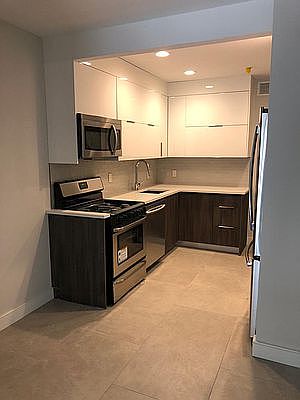 5th image of 168 E 100th St #602