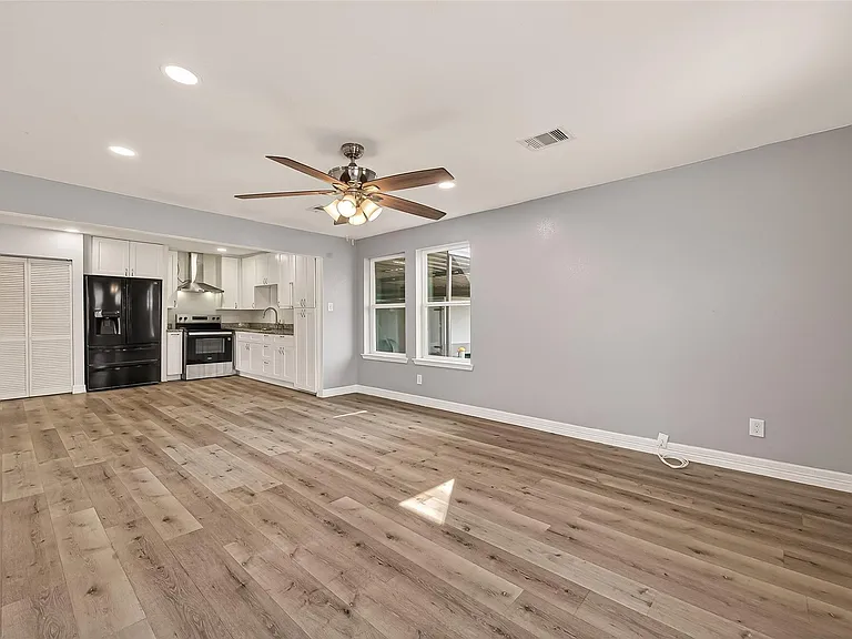 7436 Abilene St — Photo 6