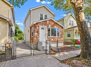 10933 Union Hall St, Jamaica, NY 11433