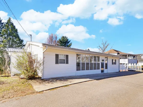 146 Chestnut St, Ducktown, TN 37326