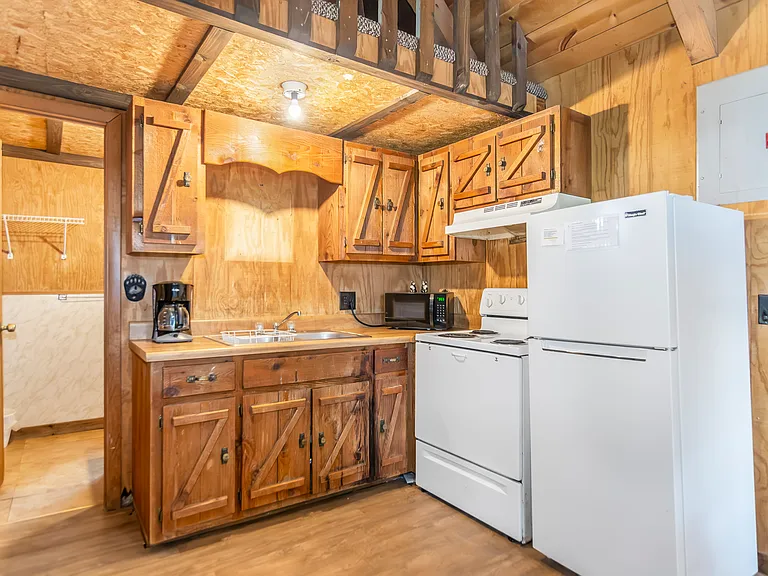 12829 Gainesville Hwy #1 — Photo 4