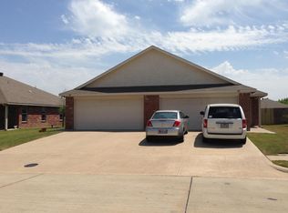 5611 Homestead Rd, Arlington, TX 76017