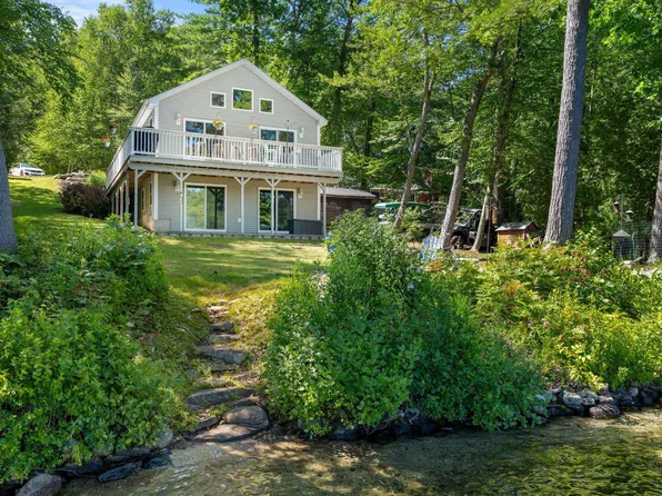252 Flower Drive, Barrington, NH 03825