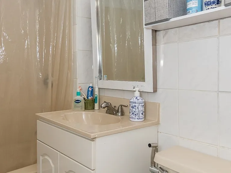 59 Montcalm Ave #1 — Photo 5