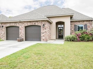 302 Rocky Ridge St, Youngsville, LA 70592
