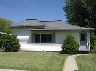320 N Main St, Conrad, IA 50621