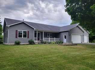 23615 Woodland Dr, Watertown, NY 13601