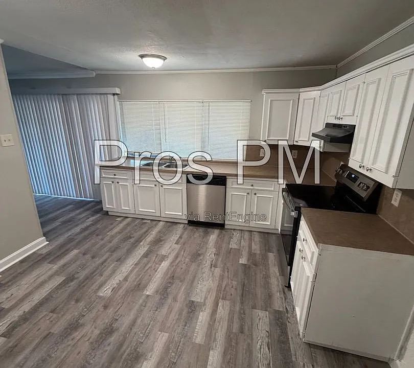 1244 Winterwood Dr