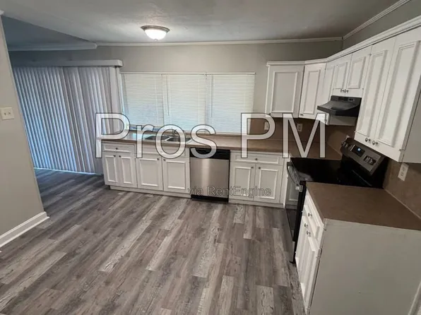 1244 Winterwood Dr, Lewisville, TX 75067