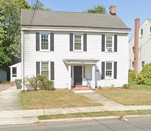 182 W Main St