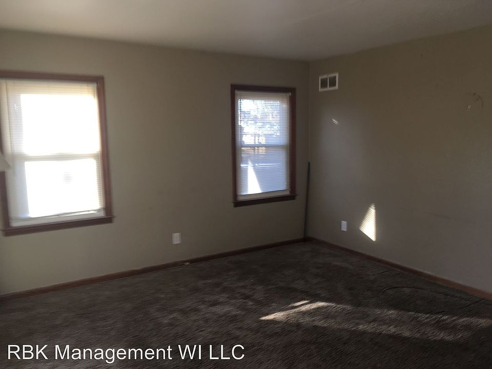 2nd image of 5747 N 40th St