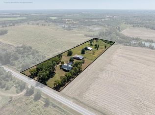 1024 Ten Mile Rd, Fitzgerald, GA 31750