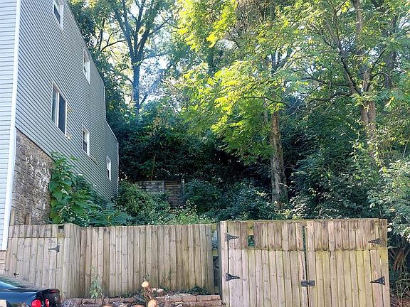 5th image of 507 Tafel St