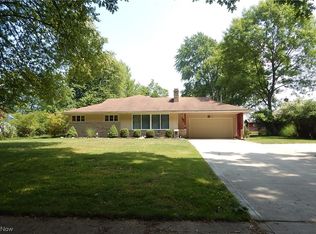 6883 Big Creek Pkwy, Middleburg Heights, OH 44130