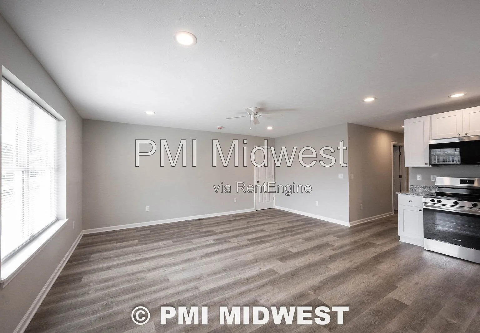 3 bed, 2.0 bath, 1350 sqft, $1,699 — Photo 4
