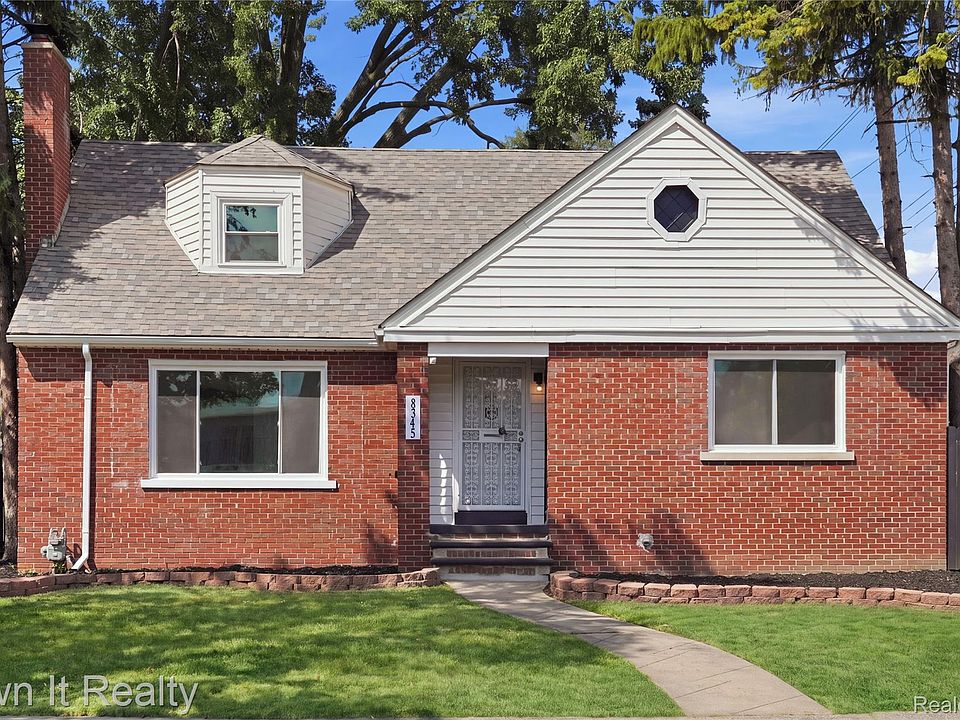 1st image of 8345 Sorrento St