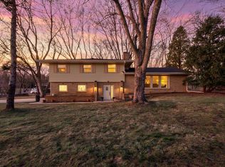 6165 Pleasant Ave, Shorewood, MN 55331