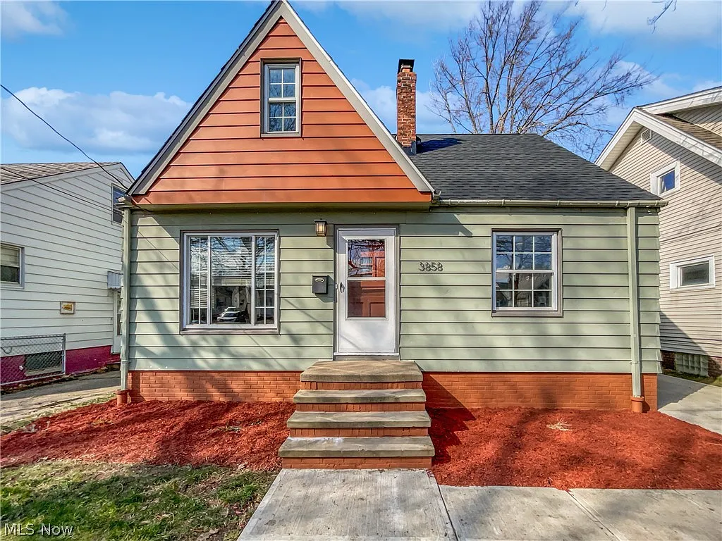 3858 Brookside Blvd photo 1