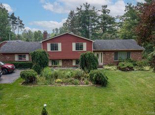3575 Hunt Rd, Lapeer, MI 48446