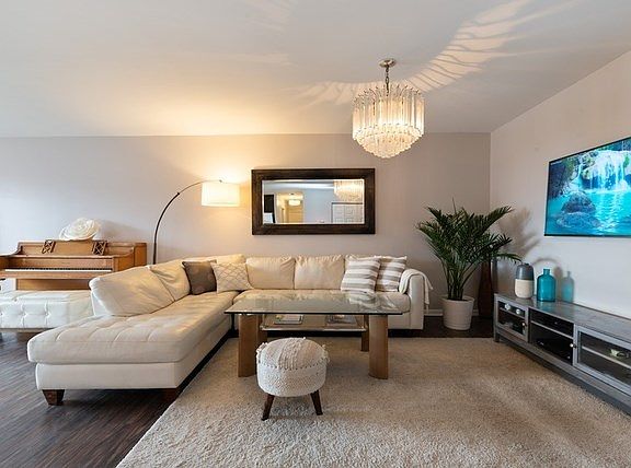 3rd image of 3700 Capri Ct APT 405