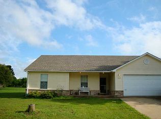 329 Hobbs Rd, Rogers, AR 72756