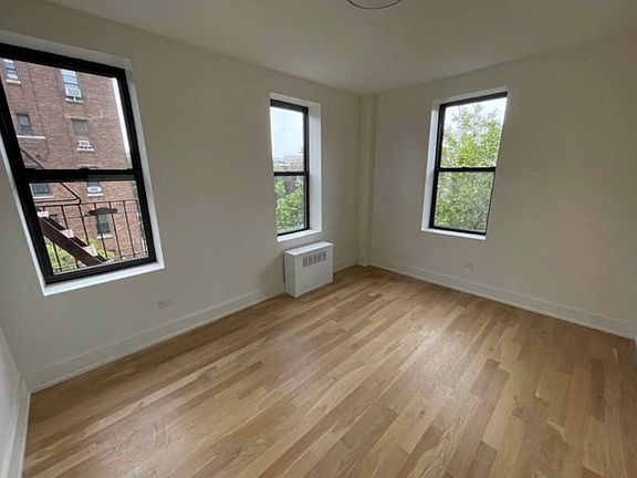 5th image of 32-86 33rd St #5