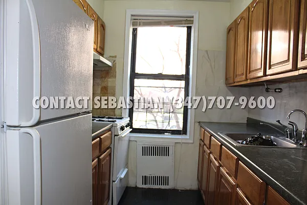 Rented by Contact Realty | media 4