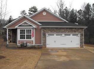 627 Hideaway Cv, Inman, SC 29349