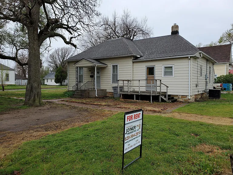 200 N Humbolt Ave — Photo 1
