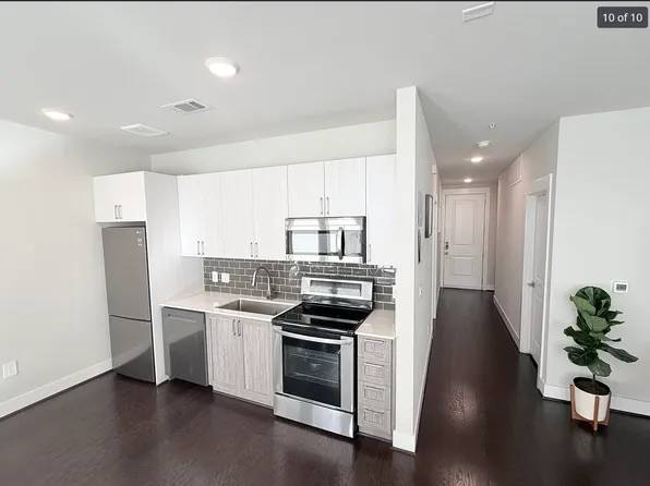 4819 Caroline St #2, Houston, TX 77004