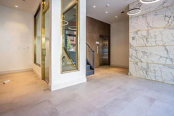 Rented by EXR | media 46