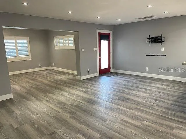 2950 Pallanza Dr S — Photo 6